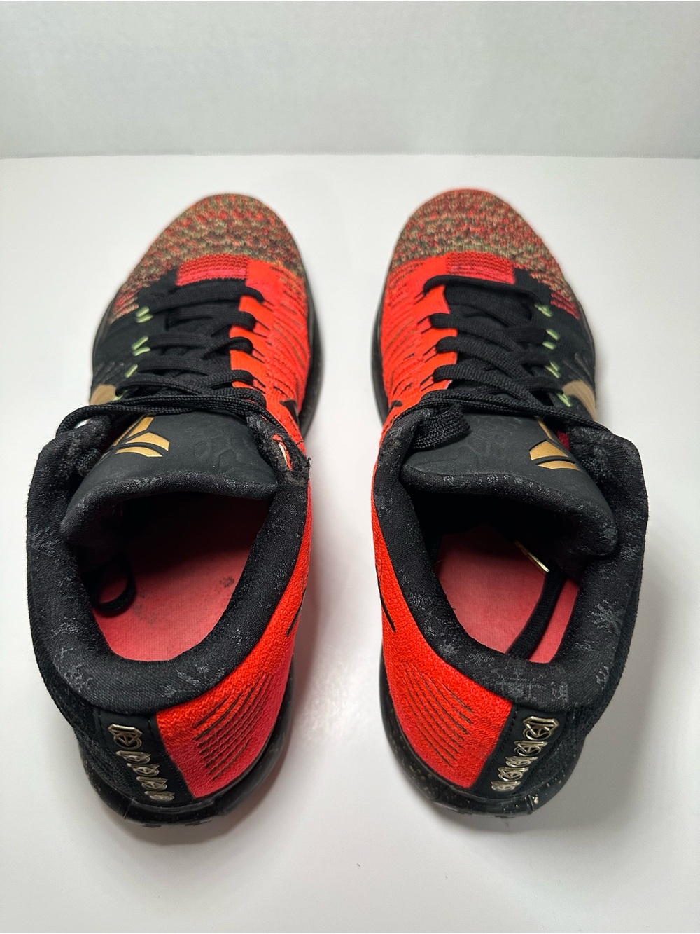 Nike Kobe 10 Elite Christmas Basketball Shoe - Picture 6 of 9